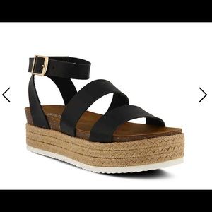 PATRIZIA BY SPRING STEP PLATFORM SANDAL